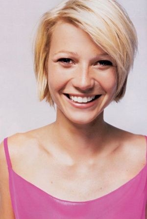 Short Layered Hair - Gwyneth Paltrow Hairstyles