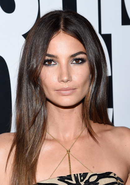 Lily Aldridge Long straight cut with smoky eyes and bare lips