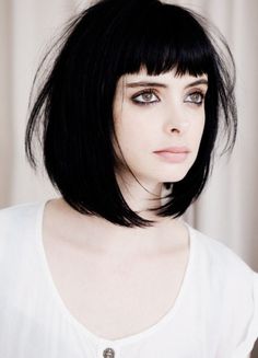 Stylish bob hairstyle for school girls