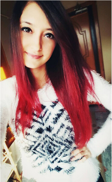 Long straight red ombre hair