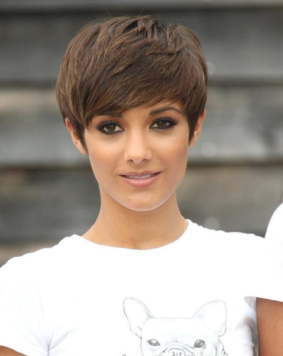 Simple pixie hairstyle for brown hair