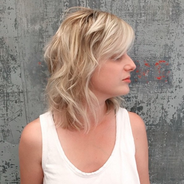 Blonde wavy shaggy hairstyle