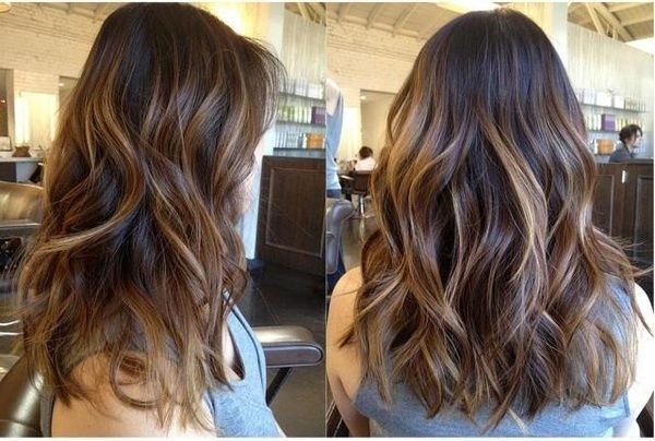 Medium wave hairstyle with highlights