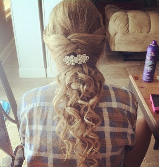 Long blonde curly hair for prom hairstyles