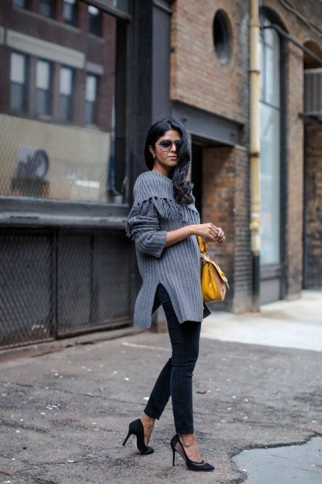 Gray-black outfit via