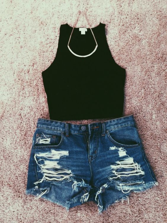 Simple top and cut-out shorts over