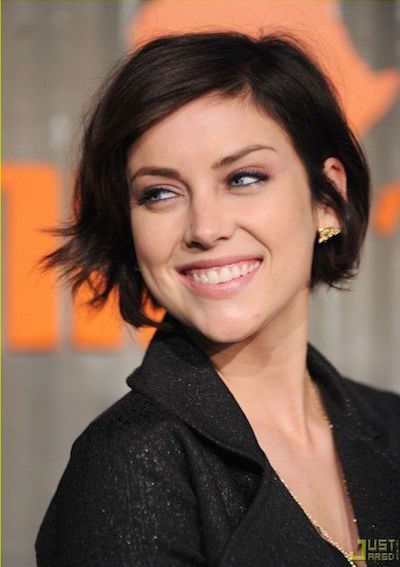 Short Wavy Bob Hairstyle