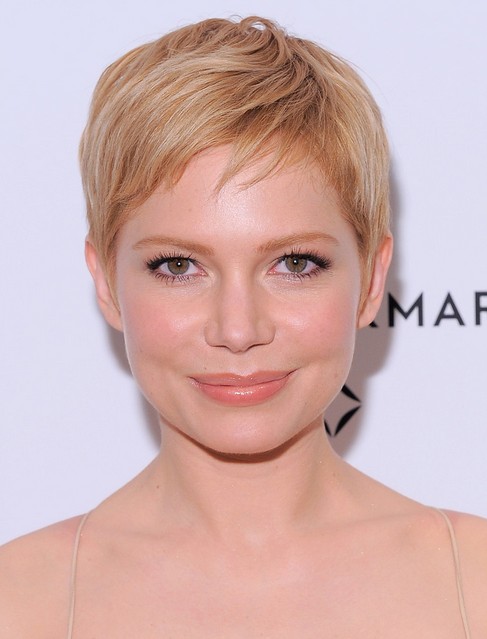 Michelle Williams Short straight pixie cut with bangs for women "width =" 465