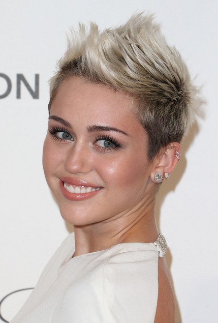 Miley Cyrus Short Spiky Fauxhawk Haircut for Women" width="465