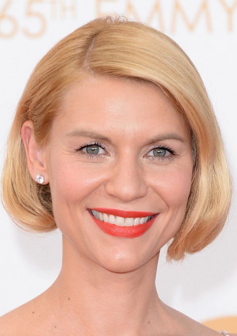 Claire Danes Chic Short Blonde Bob Haircut without Bangs" width="465