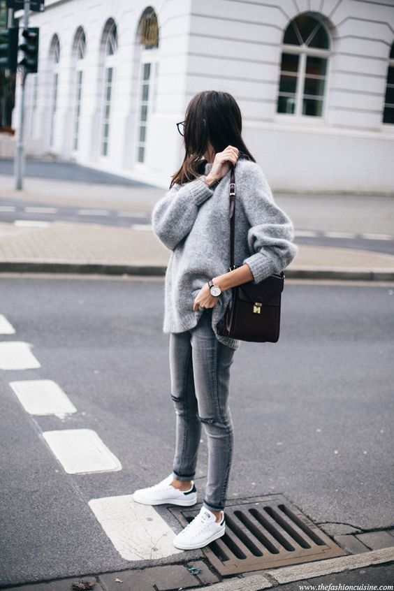 Oversized sweater and white shoes