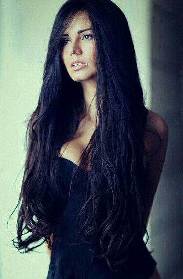 Pretty hairstyles for black hair: Tousled Long Hair