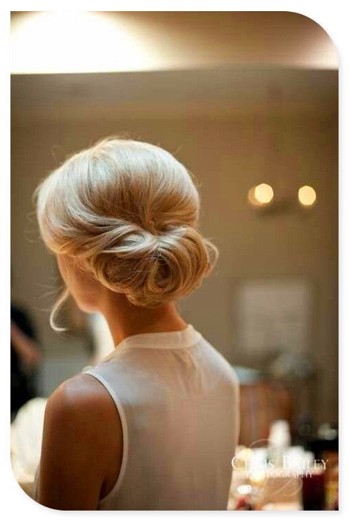 Simple updo for weddings