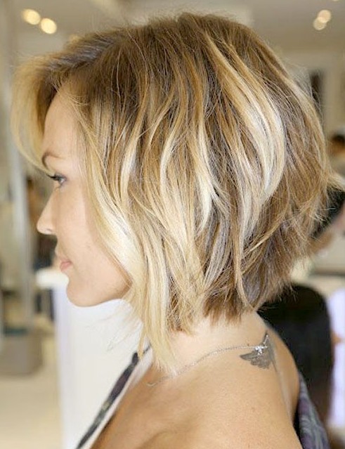 inverted bob with loose waves - side view of bob cut / tumblr 