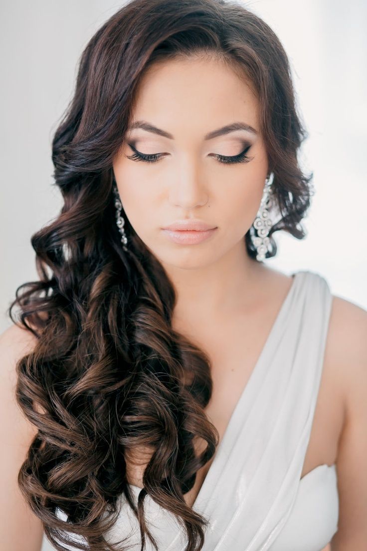 Large long brunette curly wedding hairstyle