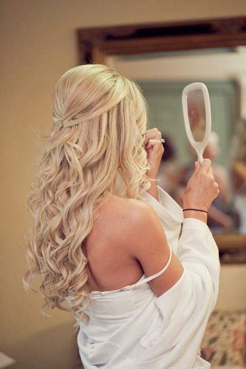 Gorgeous long curly wedding hairstyle