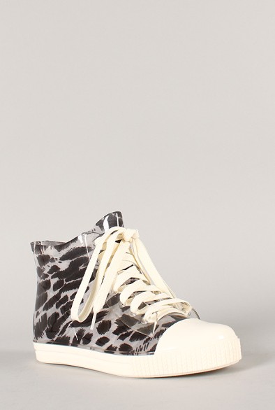 Side view of the Jelly Leopard lace-up sneaker