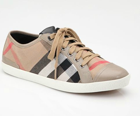 Canvas sneakers