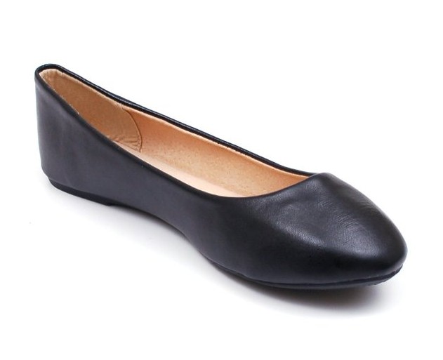 Black ballerina flat