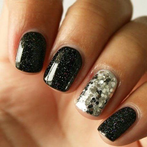 Black wedding nail idea