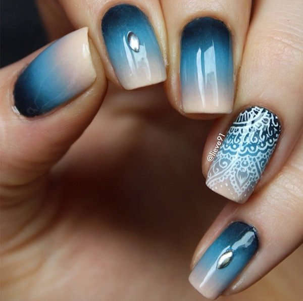 Blue ombre nail design