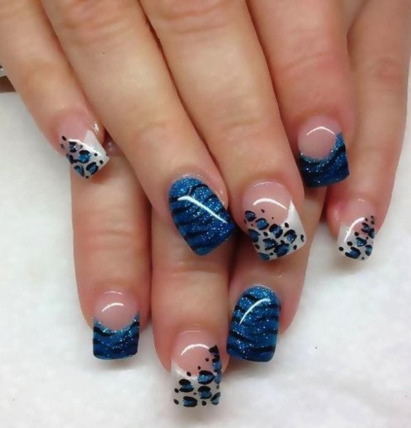 Blue leopard nail design