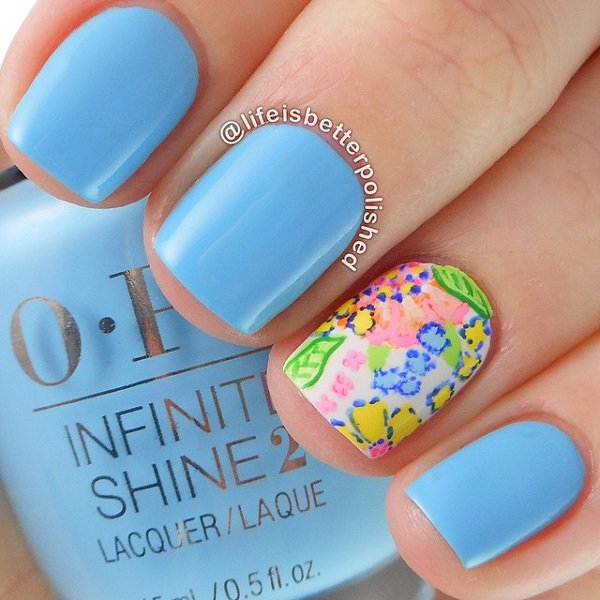 Blue flower nail design for short nails