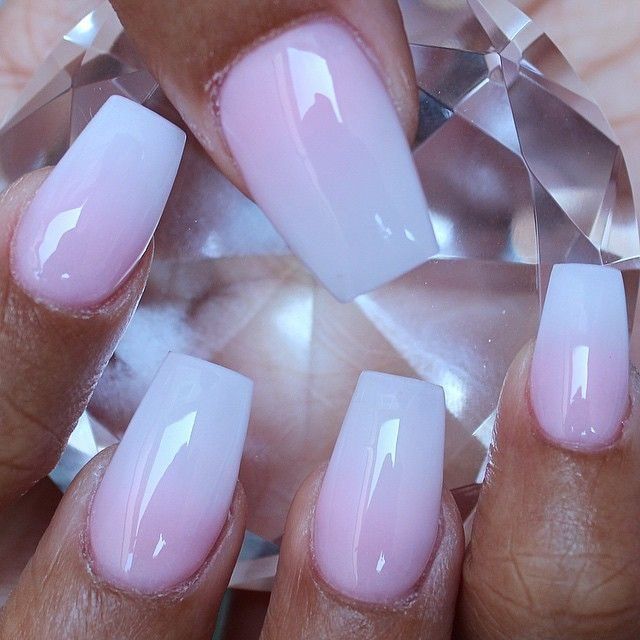 Pink Ombre Nail Design Idea for 2017 "width =" 450 "srcset =" https://www.fashiontuner.com/wp-content/uploads/2015/08/Pink-Ombre-Nail-Design-Idea-for-2016. jpg 640w, https://www.fashiontuner.com/wp-content/uploads/2015/08/Pink-Ombre-Nail-Design-Idea-for-2016-200x200.jpg 200w, http: //www.prettydesigns. com / wp-content / uploads / 2015/08 / Pink-Ombre-Nail-Design-Idea-for-2016-120x120.jpg 120w "Sizes =" (maximum width: 640px) 100vw, 640px