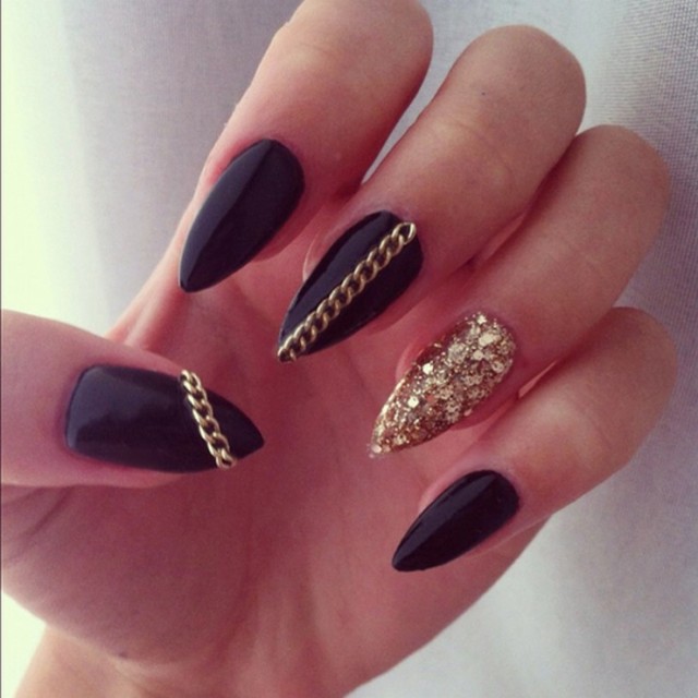 Metallic nails