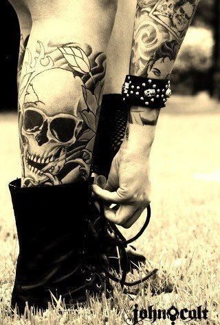 Skull tattoo