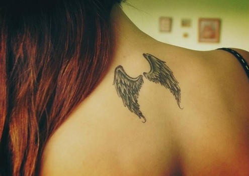 Angel Tattoos Designs: Wing tattoos on the neck