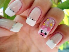 Pretty pig nails for French manicure