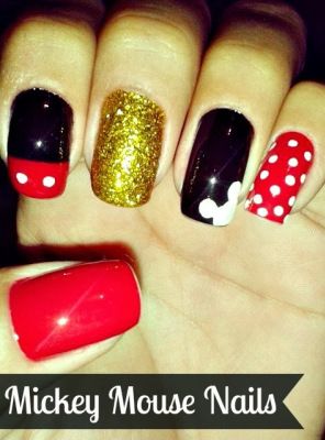 Glittery Mickey Mouse nails
