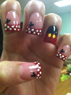 Nice Mickey Mouse nail design