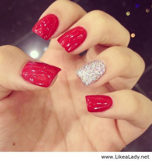 Sparkling red nails