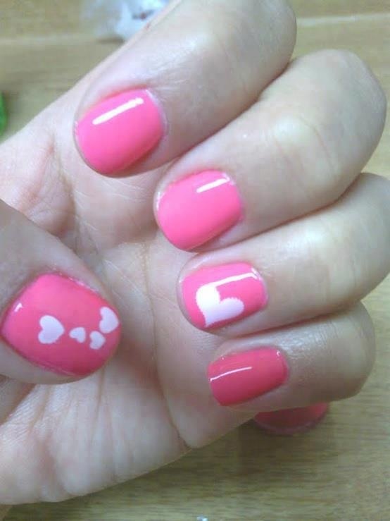 Romantic heart shape nails