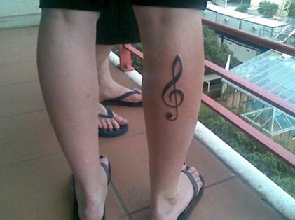 Beth Lucas Tattoos - Treble Clef Music Symbol Right Leg