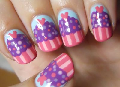 Sweet cupcake nails