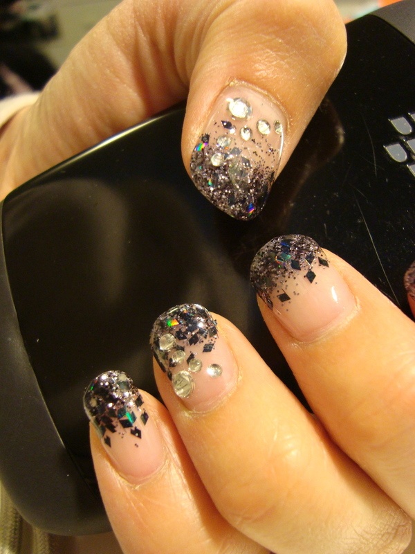 Black glitter nails