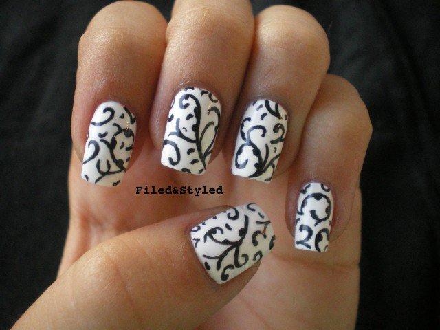 Flower nails