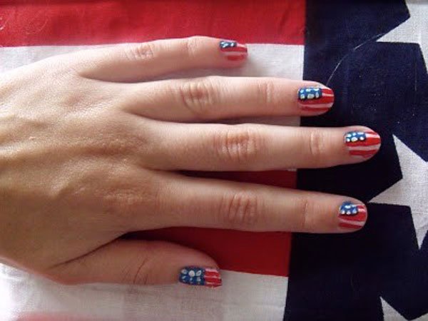 Sequins American flag inspired nail design