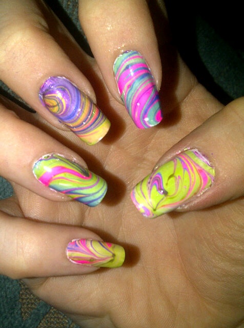 Water marble nails