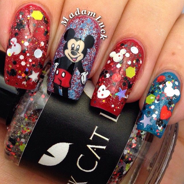 Send Mickey nails