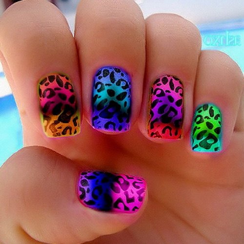 Colorful nail design with leopard print