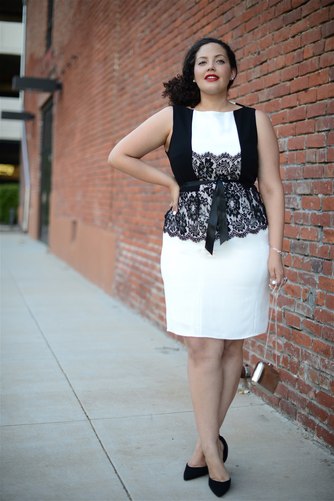 Plus size fashion blogger