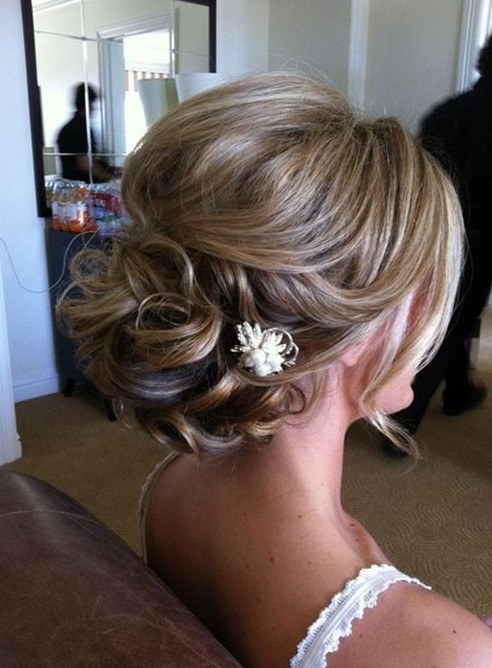 Romantic updo for wedding