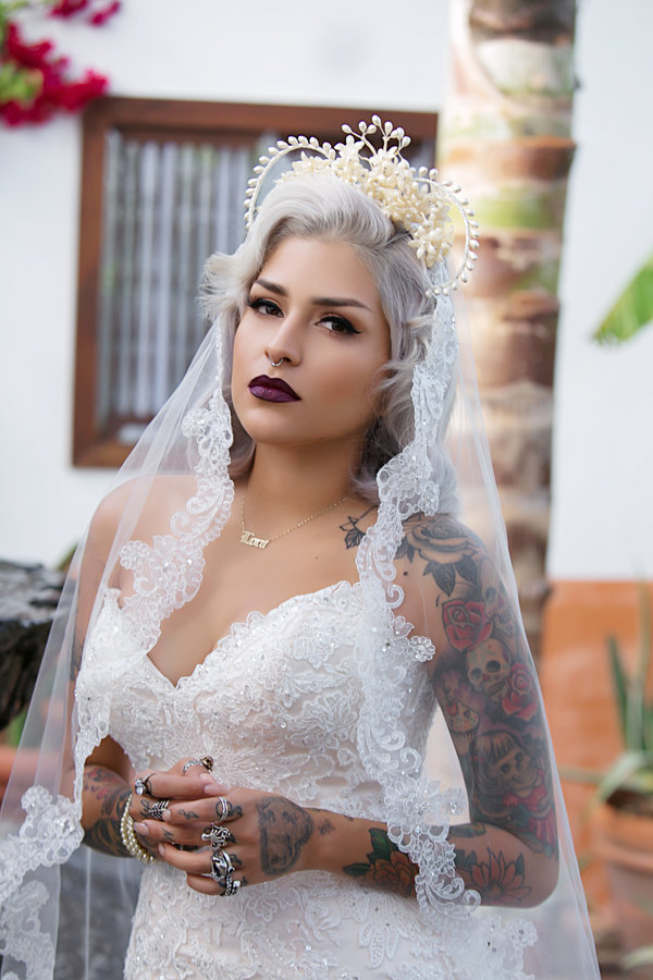 Silver gray wedding hairstyle