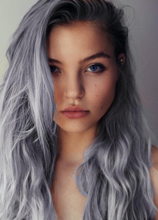Sideswept Hairstyle for Long Silver Gray Hair