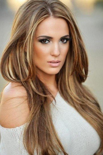 Long layered blonde hairstyle