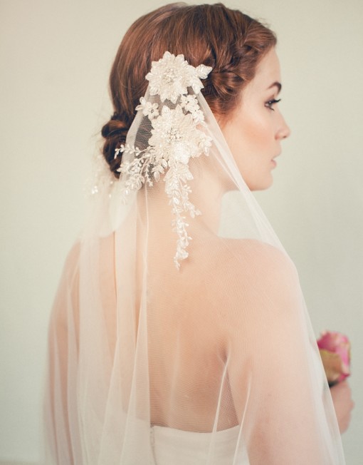 Bride updo hairstyle with veil